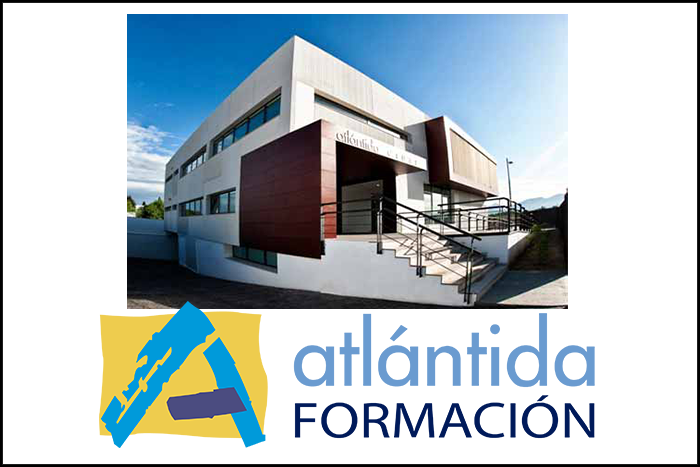 Nacho Luque Japón, formador en diseño web, experiencia como diseñador web en Sevilla. Certificado de Profesionalidad Confección y publicación de páginas web