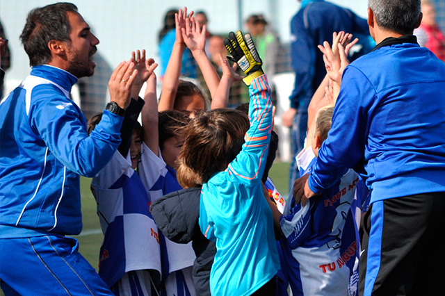 Entrenador en escuelas de futbol, fomador escuelas de futbol, entrenador nivel 2 en futbol, tecnico en enseñanzas deportivas en futbol, entrenador en el viso del alcor