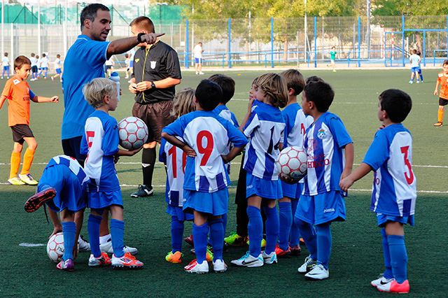 Entrenador en escuelas de futbol, fomador escuelas de futbol, entrenador nivel 2 en futbol, tecnico en enseñanzas deportivas en futbol, entrenador en el viso del alcor